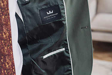 Костюм мужской двойка оливкового цвета