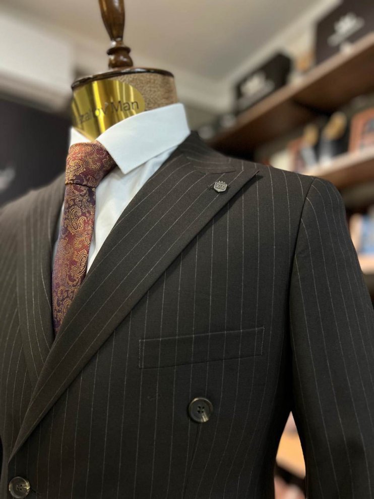 Костюм MIR 2-ка Коричневый в полоску двубортный